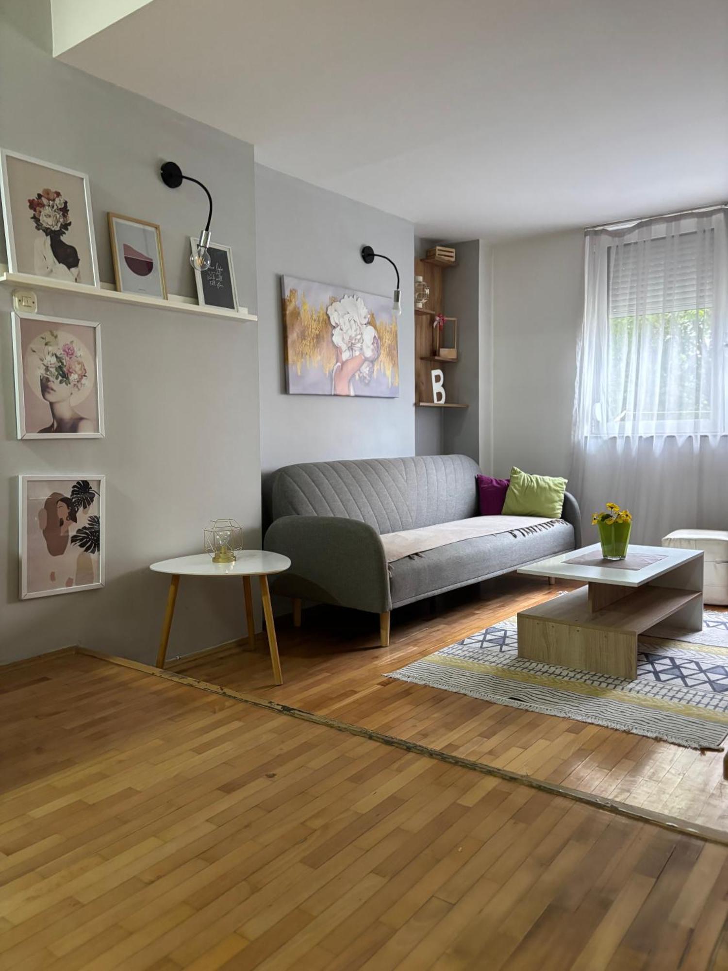 Mia'S Duplex Apartment Skopje Ngoại thất bức ảnh