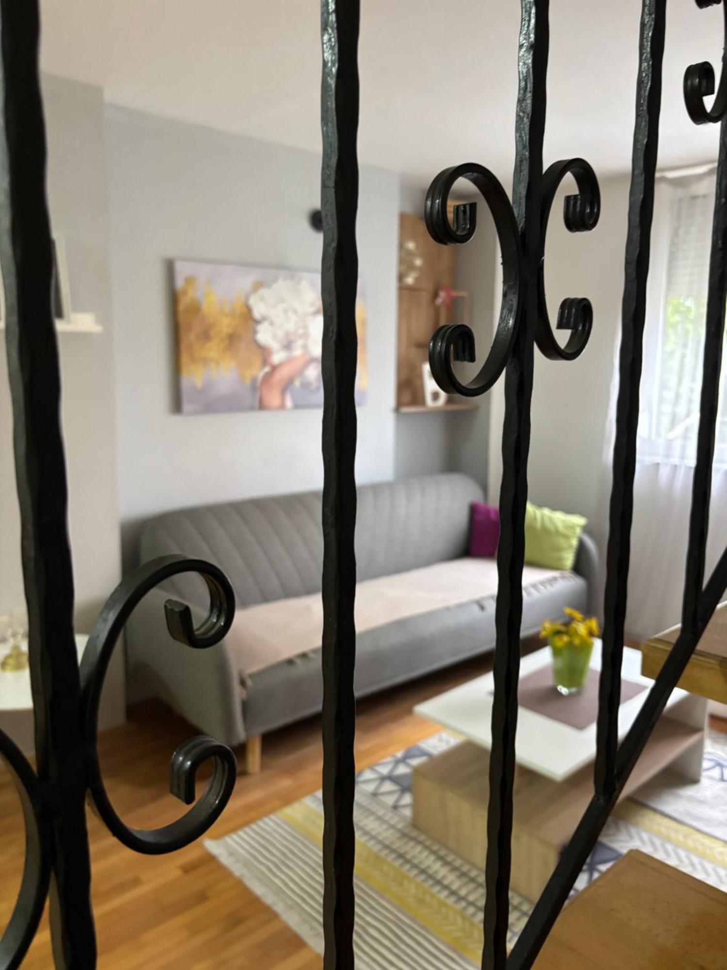Mia'S Duplex Apartment Skopje Ngoại thất bức ảnh